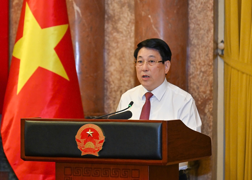 Chủ tịch nước Lương Cường gặp mặt, tuyên dương các nhà báo, người làm báo tiêu biểu