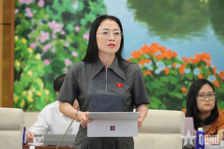 Đại biểu Quốc hội trẻ đóng góp vào dự thảo Văn kiện Đại hội XIV của Đảng