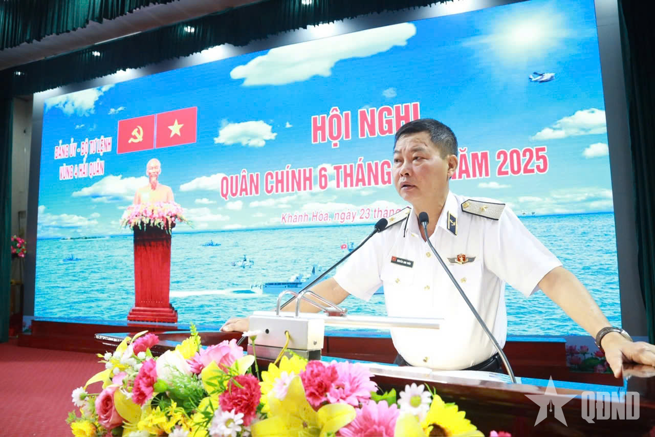 Vùng 4 Hải quân giữ vững chủ quyền, làm điểm tựa vững chắc cho ngư dân