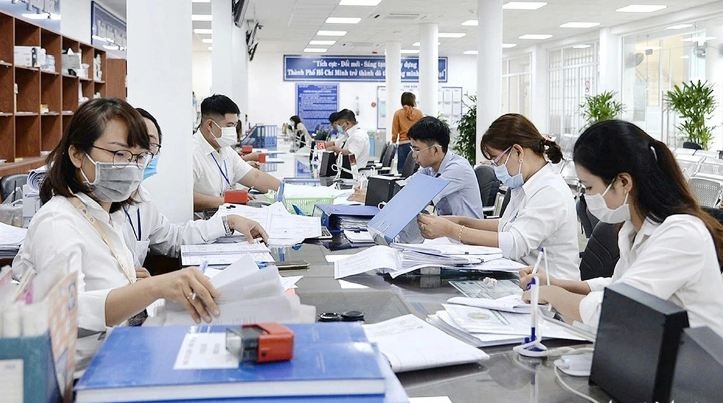 Tinh gọn bộ máy, tinh luyện đạo đức công vụ cốt để gần dân hơn, phục vụ nhân dân tốt hơn - Bài 2: Thái độ của cán bộ, công chức với nhân dân quyết định bộ máy mạnh hay yếu