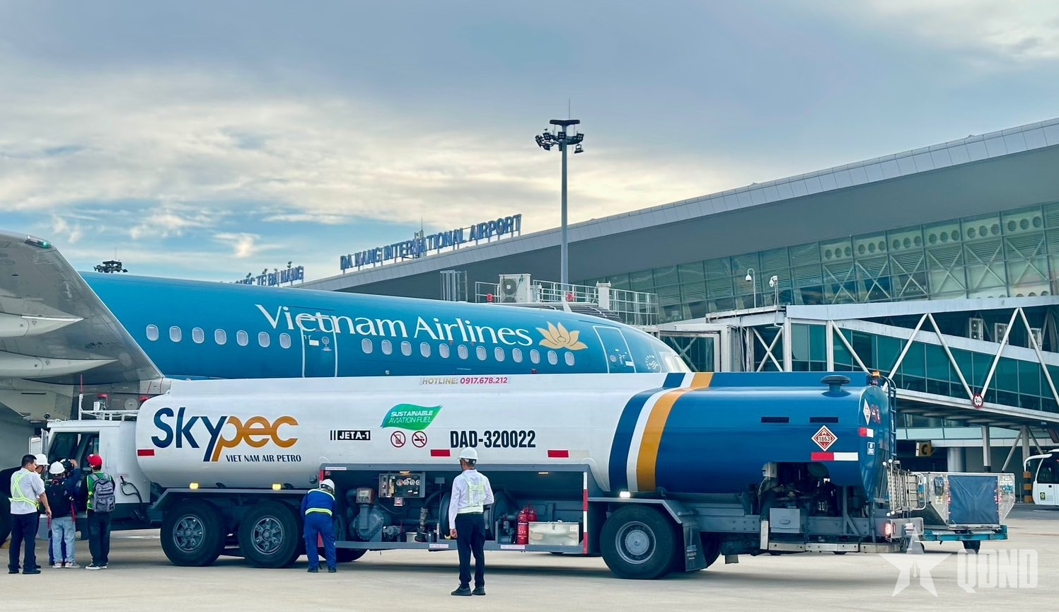 Vietnam Airlines nỗ lực “vượt nắng, thắng mưa” để chuyến bay an toàn, chất lượng