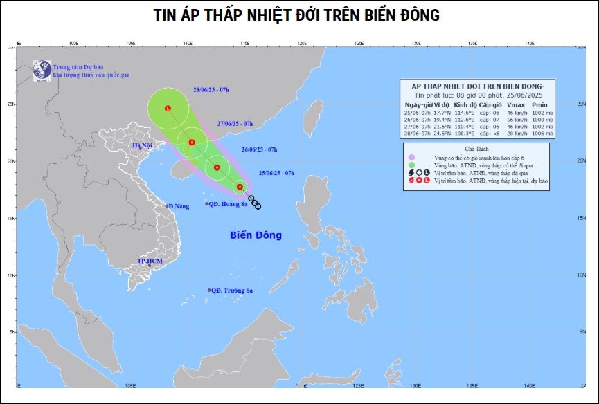 Áp thấp nhiệt đới đang di chuyển theo hướng Tây Bắc, cảnh báo ngập lụt tại Hà Nội