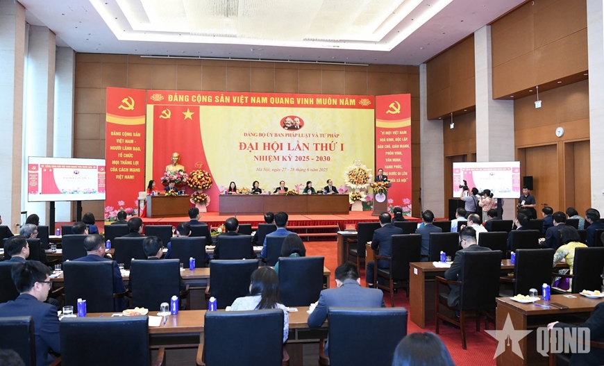 Chủ tịch Quốc hội Trần Thanh Mẫn dự Đại hội Đảng bộ Ủy ban Pháp luật và Tư pháp của Quốc hội lần thứ I