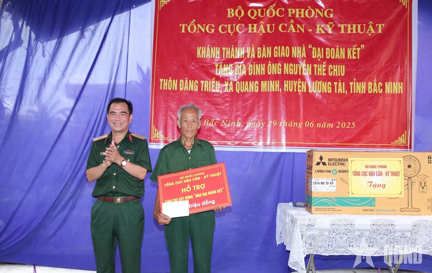 Tổng cục Hậu cần - Kỹ thuật khánh thành, bàn giao “Nhà đại đoàn kết”