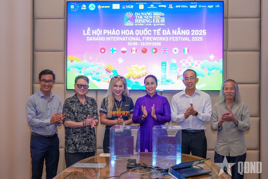 Việt Nam và Trung Quốc sẽ tranh tài trong đêm chung kết Lễ hội pháo hoa quốc tế Đà Nẵng vào tối 12-7