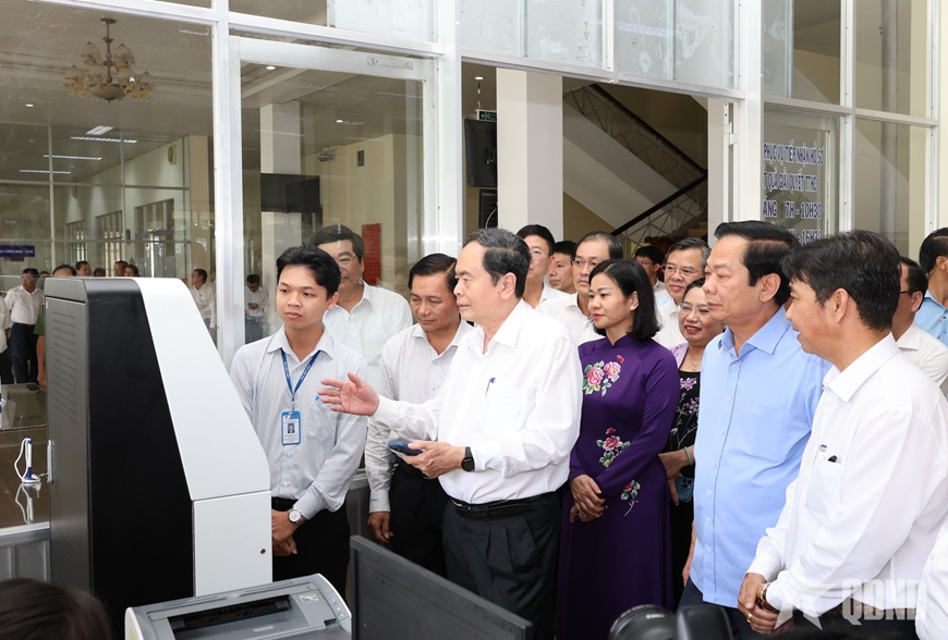 Chủ tịch Quốc hội Trần Thanh Mẫn: Xây dựng bộ máy chính quyền gần dân, sát dân, vì dân phục vụ