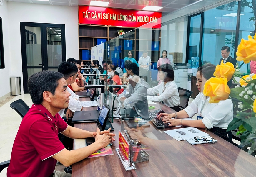 Hà Nội: Các phường, xã nhanh chóng bắt nhịp ngày đầu vận hành mô hình chính quyền địa phương hai cấp
