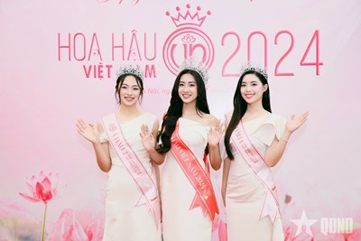 Gallery - 	Á hậu Châu Anh muốn lan tỏa hình ảnh Bộ đội Cụ Hồ kỷ cương, bản lĩnh