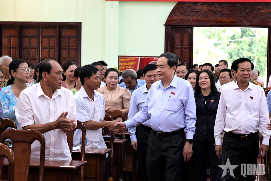 Chủ tịch Quốc hội Trần Thanh Mẫn tiếp xúc cử tri TP Cần Thơ sau Kỳ họp thứ chín, Quốc hội khóa XV