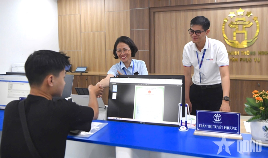 Ngày đầu thực hiện mô hình chính quyền địa phương hai cấp: Thuận lợi cho người dân, doanh nghiệp