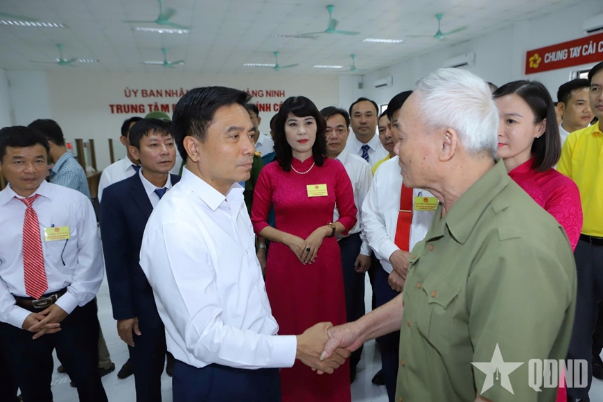 Ngày đầu thực hiện mô hình chính quyền địa phương hai cấp: Thuận lợi cho người dân, doanh nghiệp