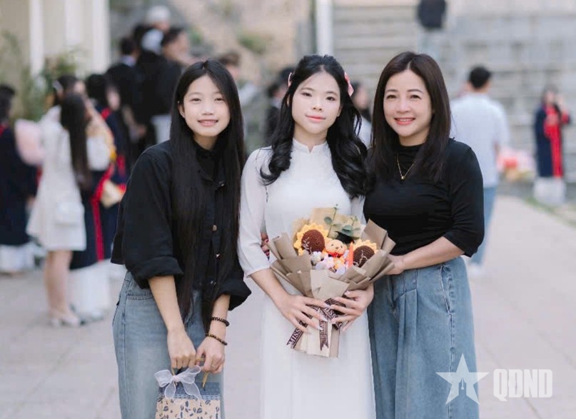 Trái tim yêu thương của cô giáo Huyền