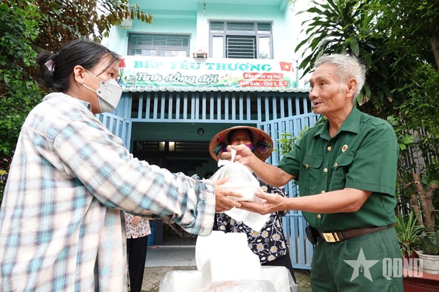 "Ngọn lửa ấm" từ trái tim cựu chiến binh