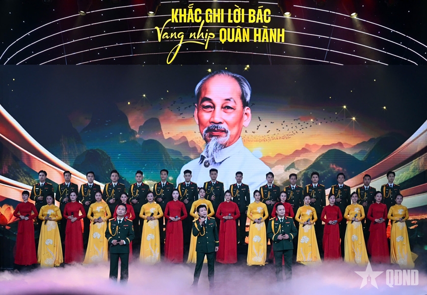 Tổng Bí thư Tô Lâm dự Chương trình giao lưu - nghệ thuật “Khắc ghi lời Bác - Vang nhịp quân hành”