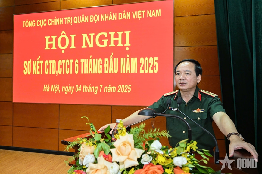 Thượng tướng Trịnh Văn Quyết: Tăng cường lãnh đạo công tác chính trị, tư tưởng trong huấn luyện, sẵn sàng chiến đấu