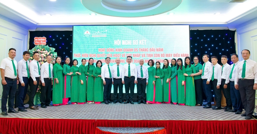 Tập đoàn Mai Linh tổ chức hội nghị khu vực miền Bắc tập trung đẩy mạnh tái cấu trúc toàn diện.