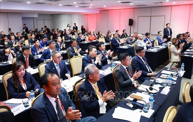 Thủ tướng Phạm Minh Chính dự Diễn đàn doanh nghiệp Việt Nam - Brazil