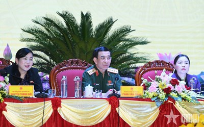 View - 	Đại tướng Phan Văn Giang tiếp xúc cử tri tại Sư đoàn 312, Quân đoàn 12