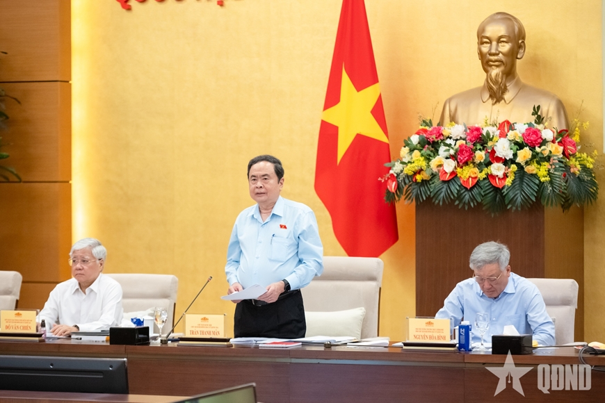 Chủ tịch Quốc hội Trần Thanh Mẫn chủ trì Phiên họp thứ nhất Hội đồng Bầu cử quốc gia