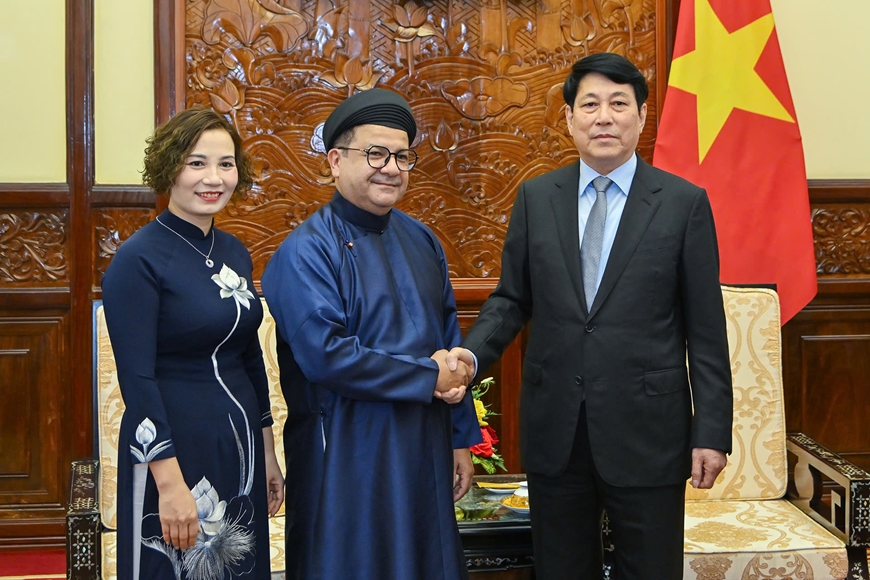 Chủ tịch nước Lương Cường tiếp Đại sứ Chile đến chào từ biệt