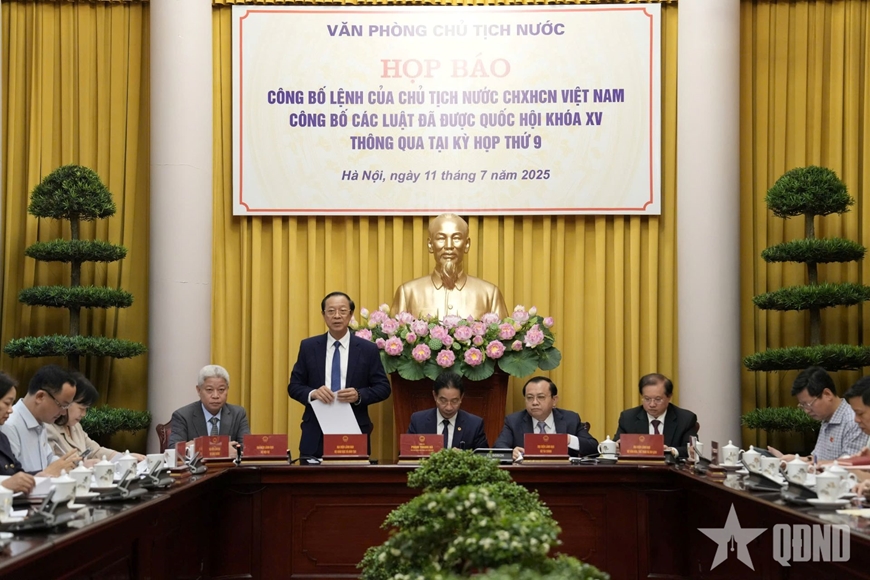 Lương của nhà giáo được xếp cao nhất trong hệ thống thang bậc lương hành chính sự nghiệp