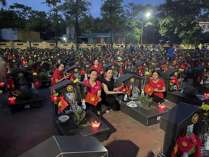 Nhà báo Thành Thị Thu Lương và hành trình 10 năm lan tỏa yêu thương