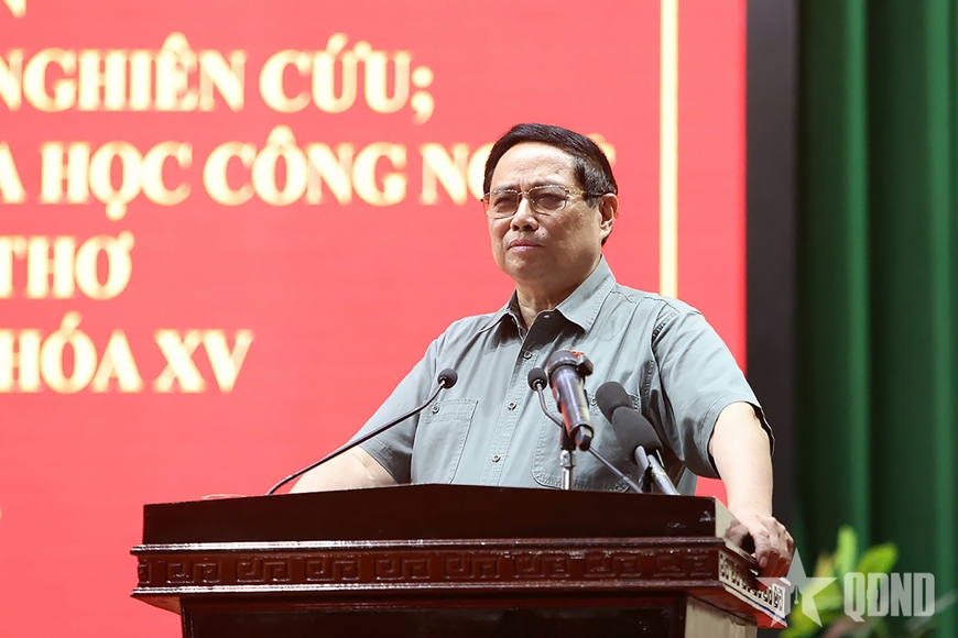 Thủ tướng Phạm Minh Chính: Mô hình chính quyền địa phương 2 cấp là chuyển trạng thái từ thụ động sang chủ động, tích cực phục vụ người dân và doanh nghiệp