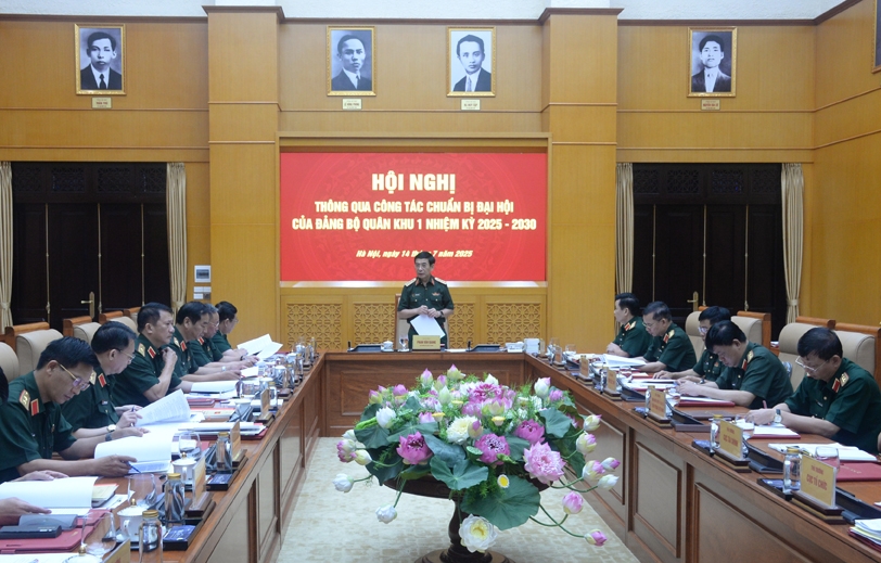 Đại tướng Phan Văn Giang chủ trì Hội nghị thông qua công tác chuẩn bị Đại hội Đảng của Đảng bộ Tổng cục II và Đảng bộ Quân khu 1
