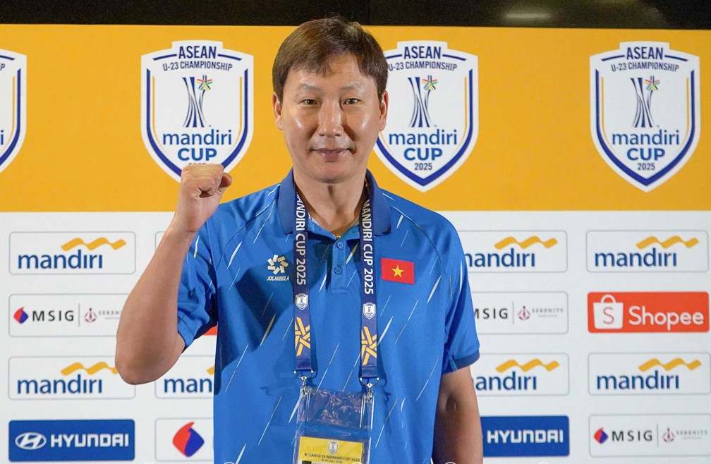 HLV Kim Sang-sik đặt mục tiêu cùng U23 Việt Nam vô địch ...