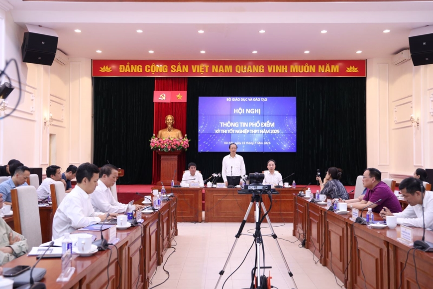 Phổ điểm Kỳ thi tốt nghiệp Trung học Phổ thông năm 2025: Không biến động lớn, phân hóa tốt