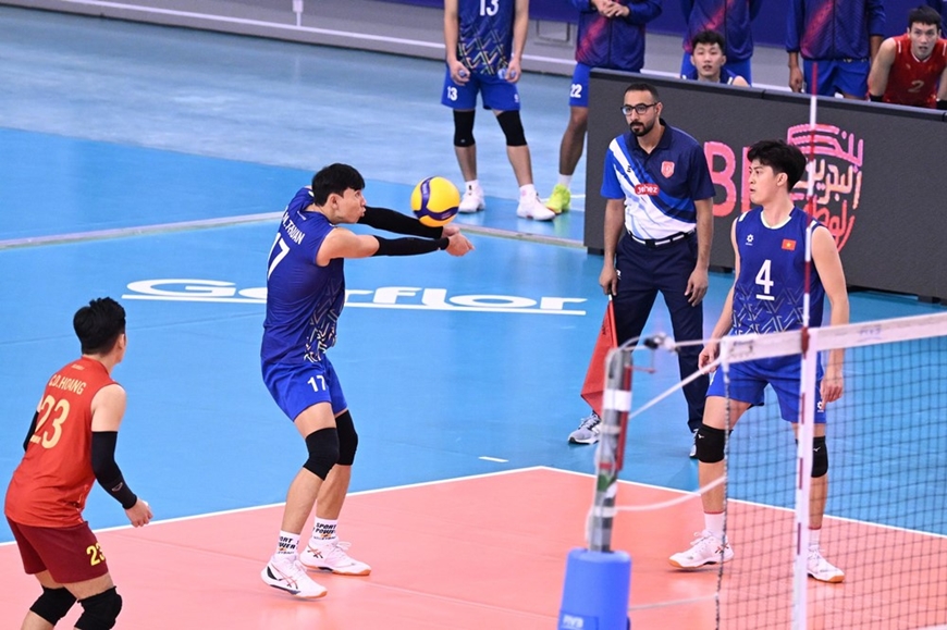 Chặng 2 SEA V-League 2025: Bóng chuyền nam Việt Nam thất bại trước Indonesia