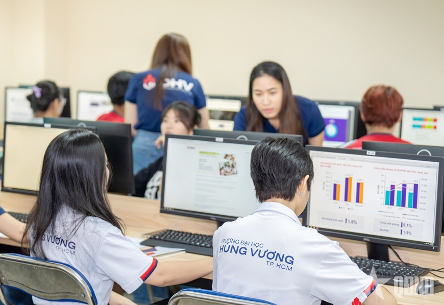 Các trường đại học phía Nam có mức sàn xét tuyển từ 15 điểm trở lên
