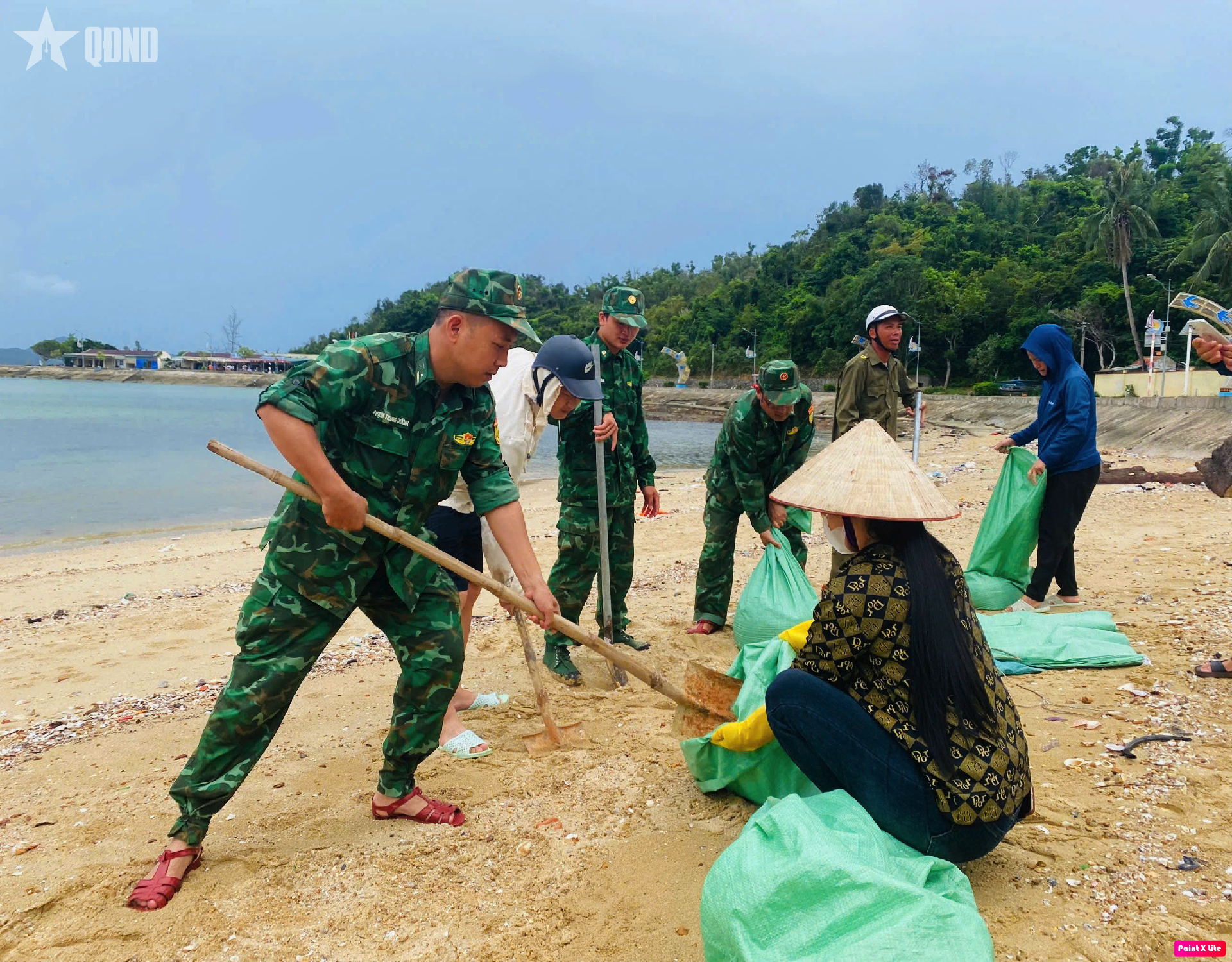Bộ đội Biên phòng tỉnh Quảng Ninh chủ động giúp dân phòng, chống bão số 3 (bão Wipha)