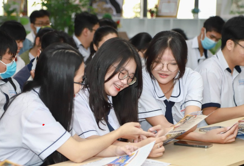 Học thật, thi thật, đánh giá thật