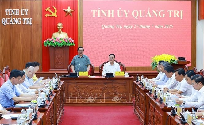 Thủ tướng Phạm Minh Chính: Quảng Trị phải biến đau thương thành sức mạnh nội sinh để vươn lên sống mãnh liệt hơn nữa