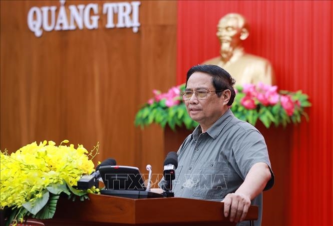Thủ tướng Phạm Minh Chính: Quảng Trị phải biến đau thương thành sức mạnh nội sinh để vươn lên sống mãnh liệt hơn nữa