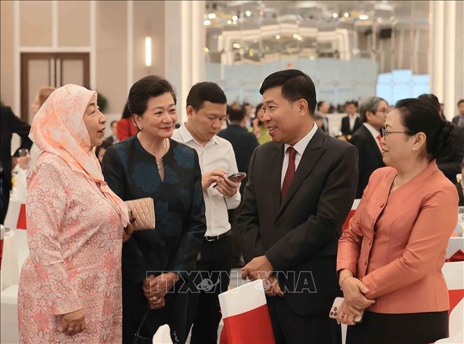 Kỷ niệm 30 năm Việt Nam tham gia ASEAN: Ghi dấu chặng đường hội nhập, phấn đấu vì hòa bình, ổn định và phát triển
