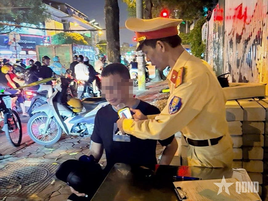 Hà Nội: Linh hoạt trong kiểm soát nồng độ cồn, nhiều trường hợp vi phạm