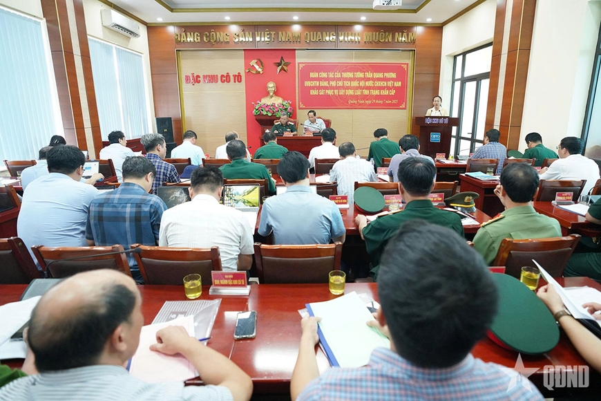 Phó chủ tịch Quốc hội Trần Quang Phương khảo sát tại Đặc khu Cô Tô, tỉnh Quảng Ninh