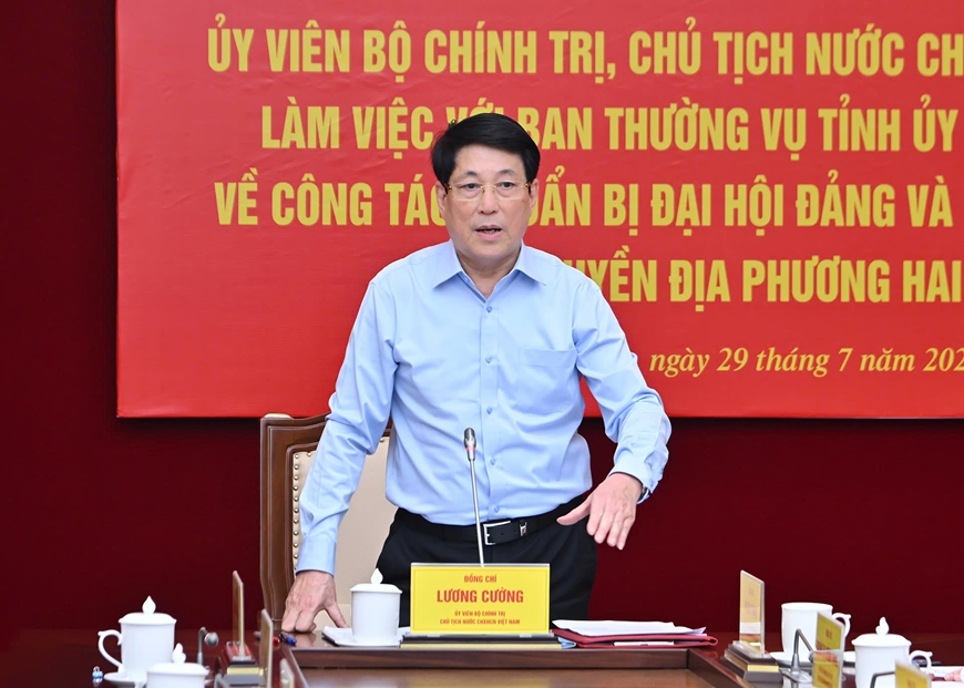 Chủ tịch nước Lương Cường làm việc với Ban Thường vụ Tỉnh ủy Quảng Ninh về việc vận hành chính quyền địa phương 2 cấp