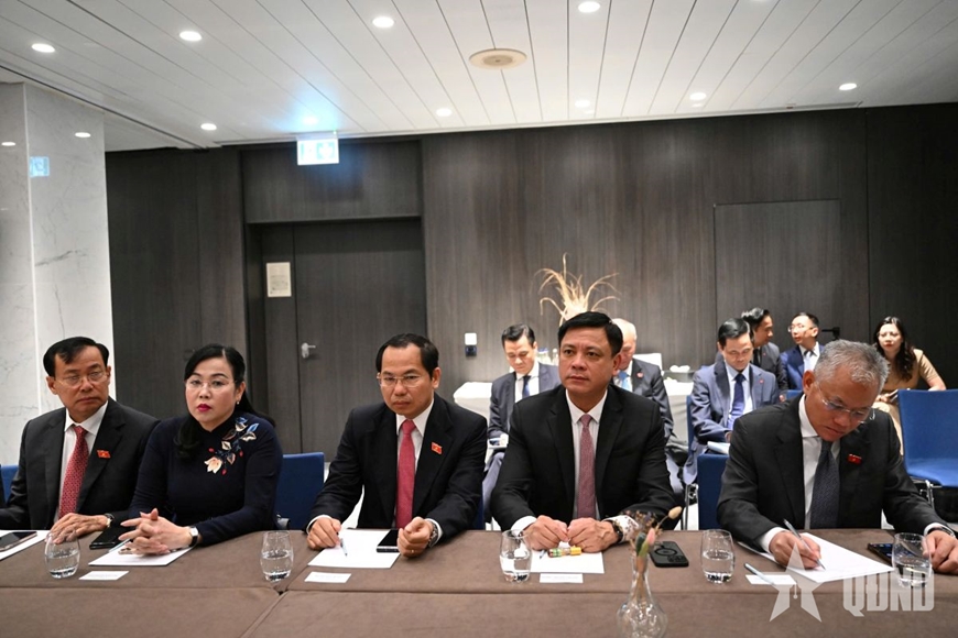 Chủ tịch Quốc hội Trần Thanh Mẫn hội kiến Chủ tịch Hạ viện Thụy Sĩ