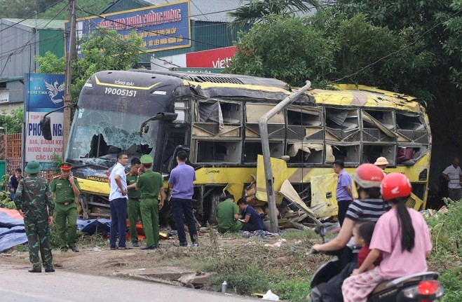 Khởi tố tài xế xe khách chạy quá tốc độ gây tai nạn khiến 10 người tử vong ở Hà Tĩnh
