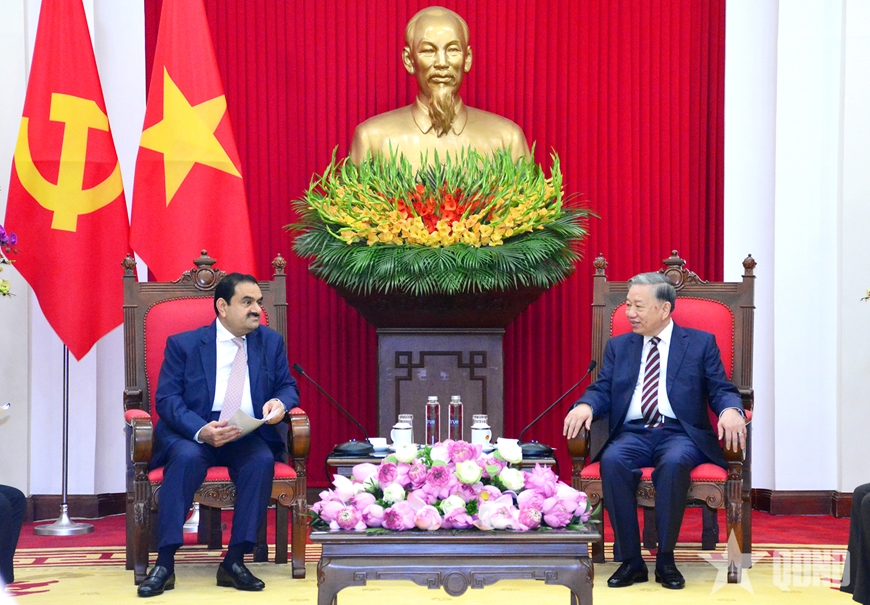 Tổng Bí thư Tô Lâm tiếp Chủ tịch Tập đoàn Adani, Ấn Độ