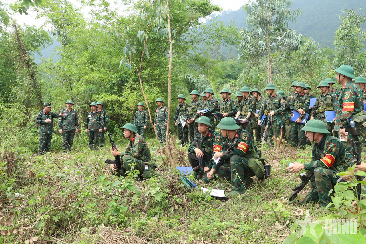 Nâng cao chất lượng đào tạo cán bộ là nhiệm vụ trung tâm, xuyên suốt