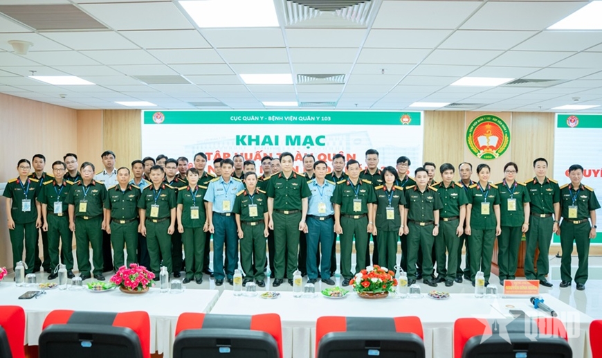 Tập huấn toàn quân chuyên ngành nhãn khoa năm 2025