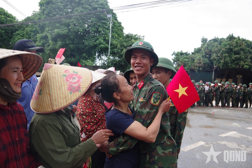 Con Cuông sẽ còn nhắc mãi…