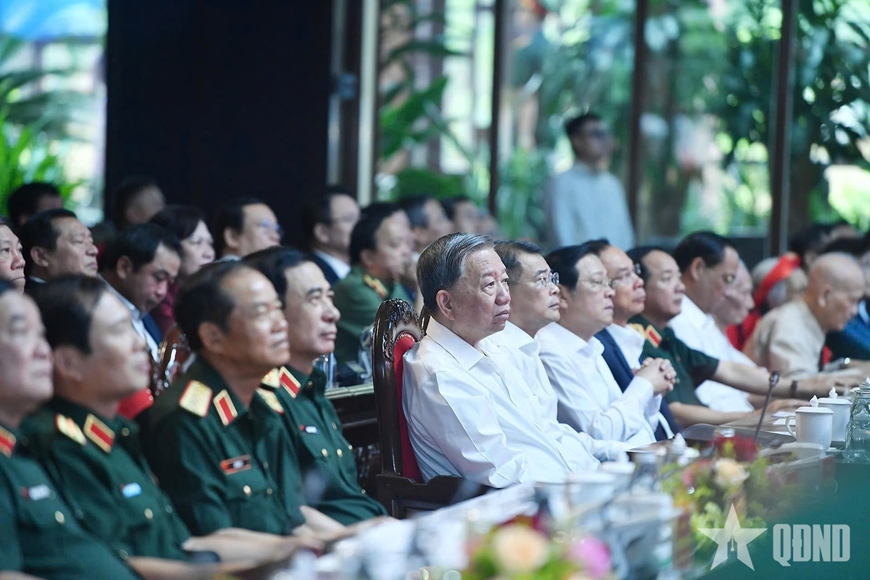 Tổng Bí thư Tô Lâm gặp mặt cán bộ lão thành cách mạng, Bà mẹ Việt Nam anh hùng, tướng lĩnh, Anh hùng Lực lượng vũ trang nhân dân