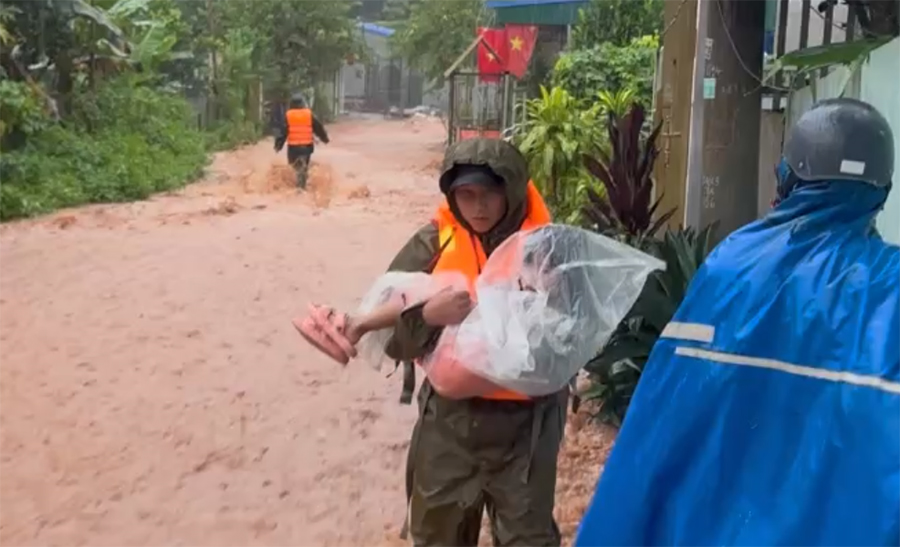 Mưa lũ gây thiệt hại về người và tài sản ở Điện Biên