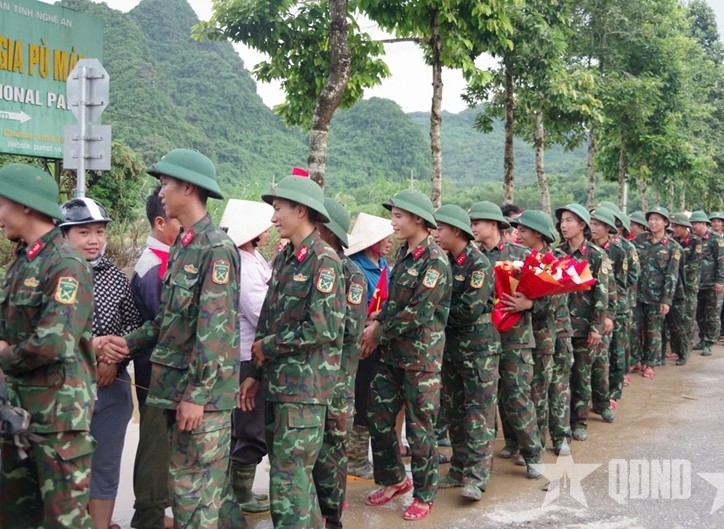 Con Cuông sẽ còn nhắc mãi…