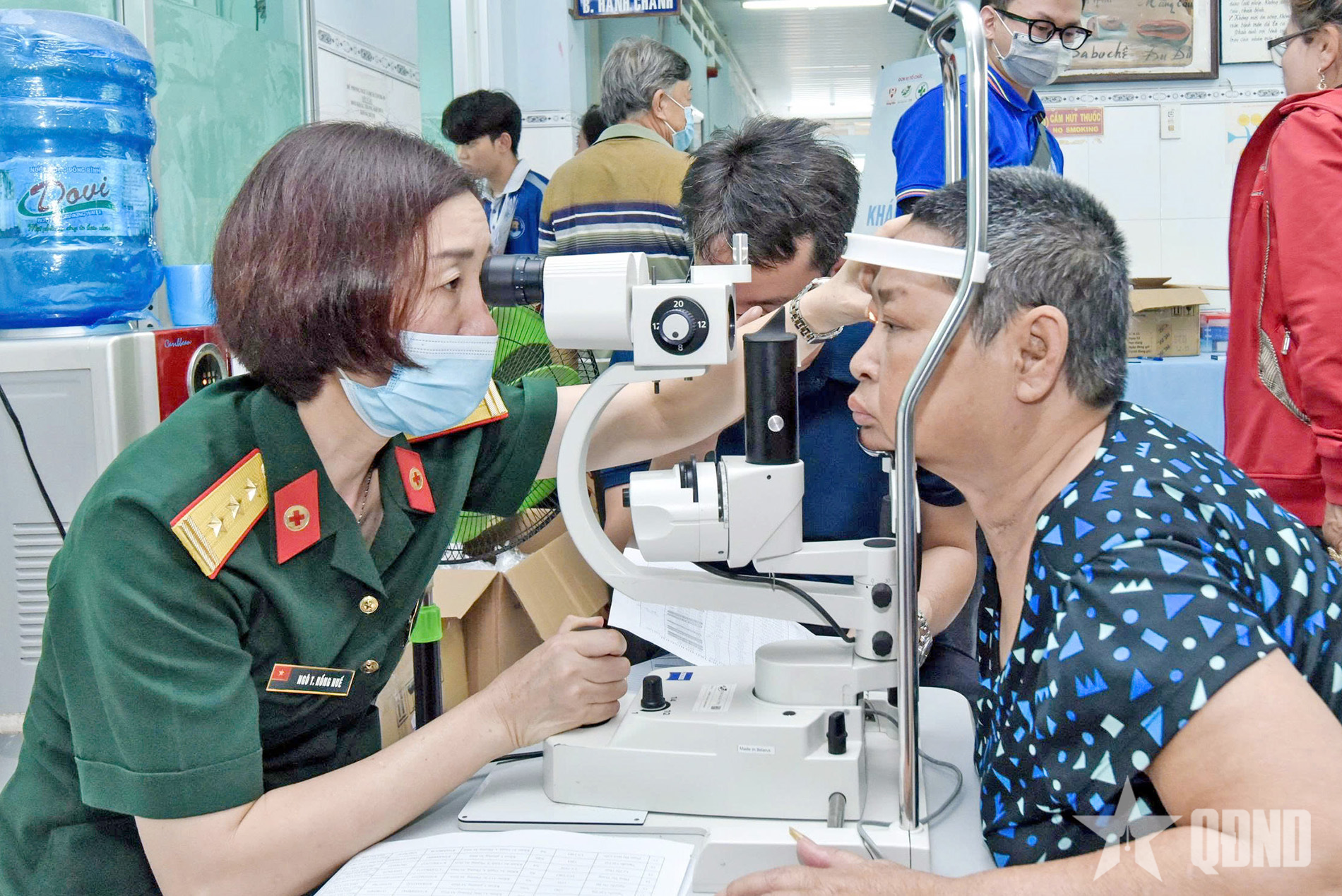 Bệnh viện Quân y 175 phối hợp khám, mổ mắt miễn phí tại Đồng Tháp